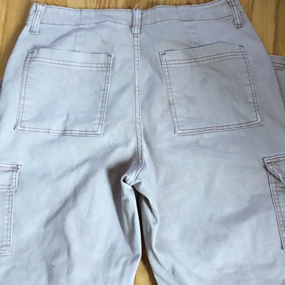 Women’s Cargo Pants in Light Taupe - Classic Workwear Style. Size 12 - Picture 3 of 5